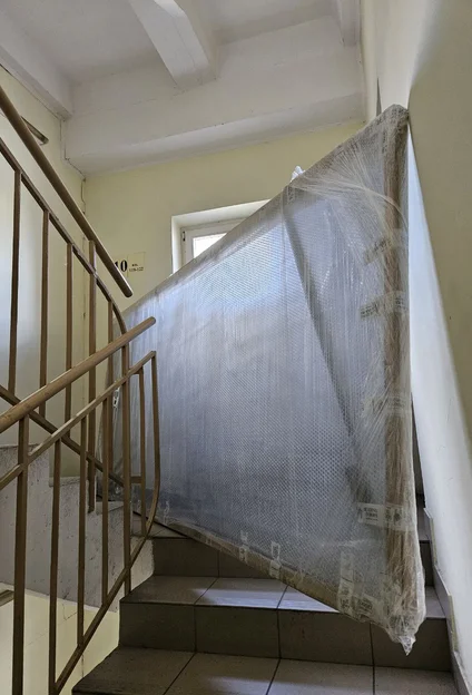 Занесення скла на 21 поверх