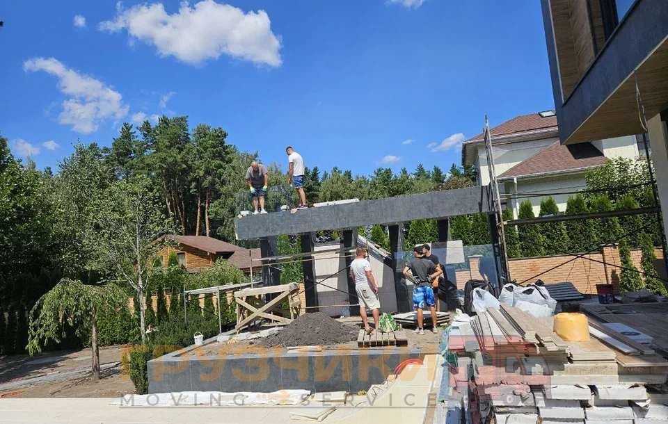 Монтаж скляної стелі в приватному будинку фото 24