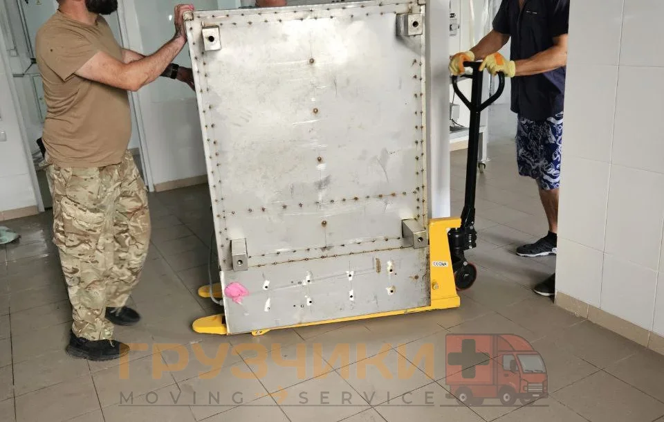 Перевезення торговельного обладнання фото 46