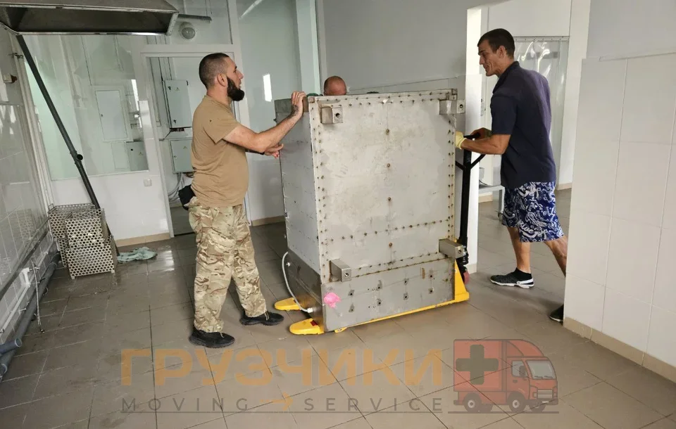 Перевезення торговельного обладнання фото 48